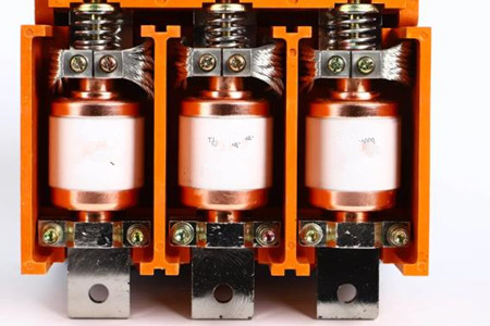 高壓真空開關管出現黃斑，這幾點原因需掌握！